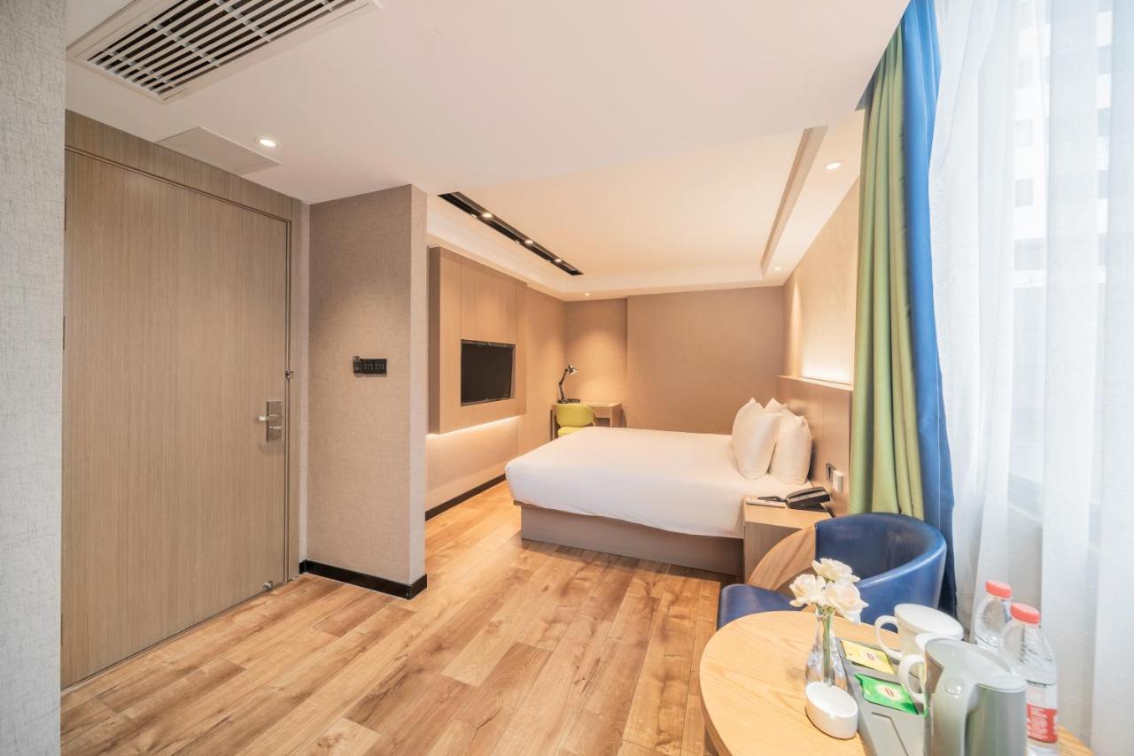 Ibis Styles Fuzhou Wuyi Square Hotell Exteriör bild