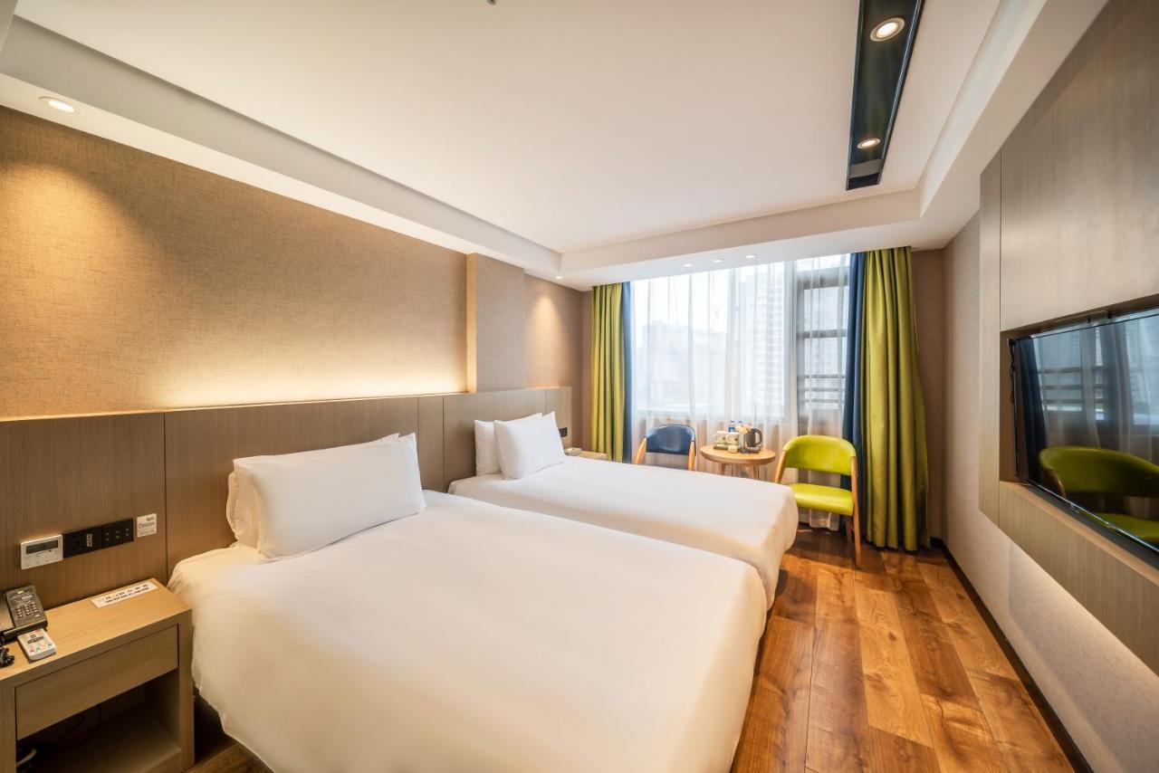 Ibis Styles Fuzhou Wuyi Square Hotell Exteriör bild