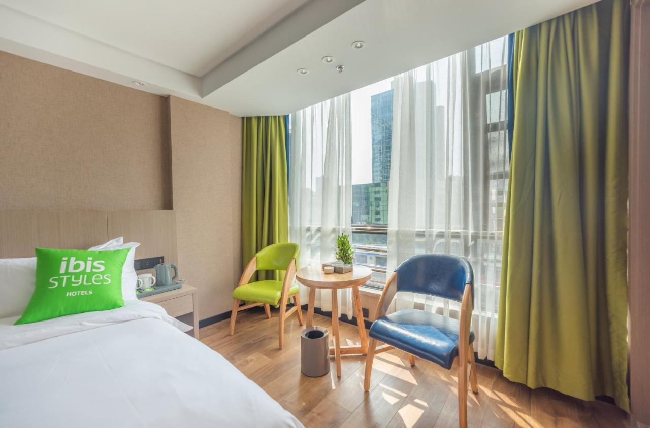 Ibis Styles Fuzhou Wuyi Square Hotell Exteriör bild