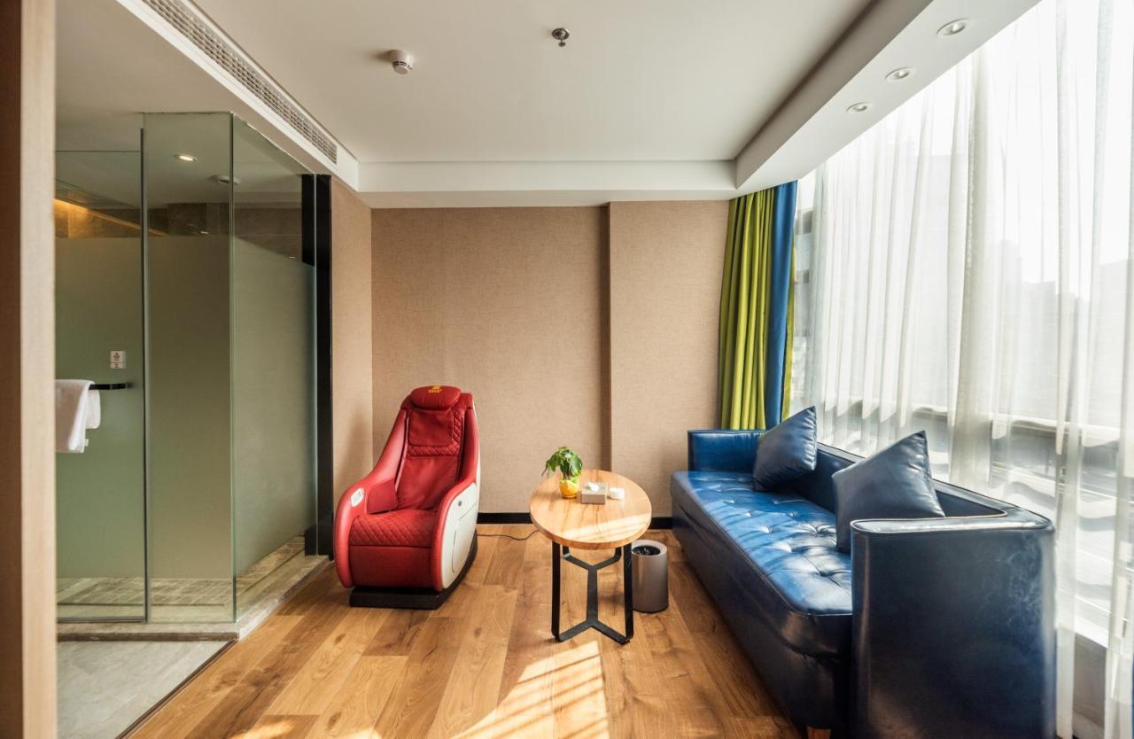 Ibis Styles Fuzhou Wuyi Square Hotell Exteriör bild