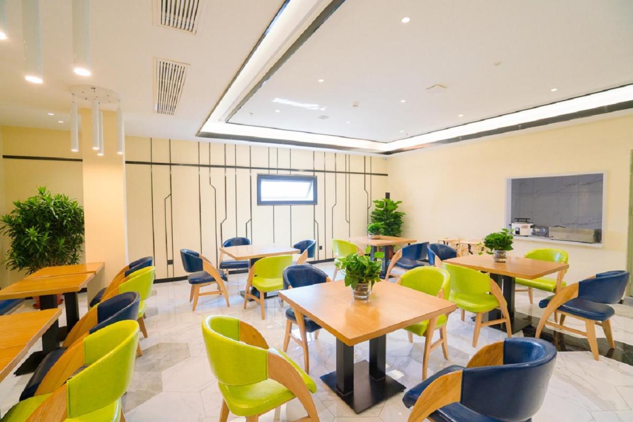 Ibis Styles Fuzhou Wuyi Square Hotell Exteriör bild